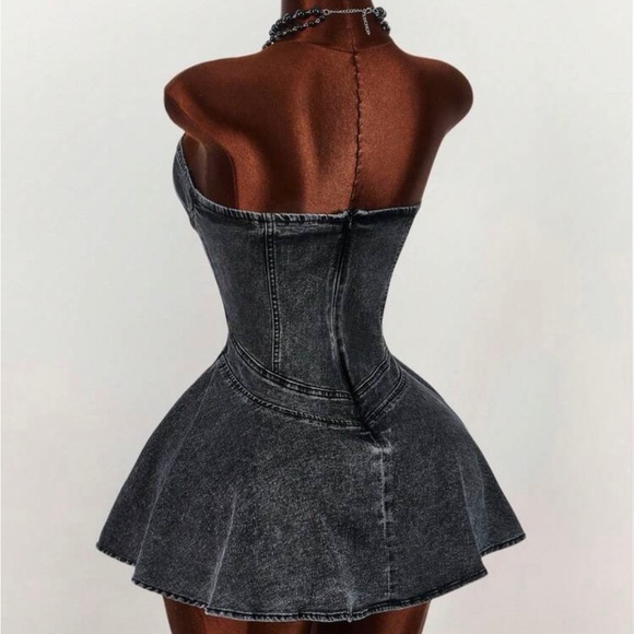 Dress - Picture 2 of 6